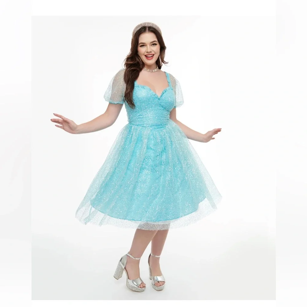 Unique Vintage Women’s Disney Princess Cinderella Dress - Size Small